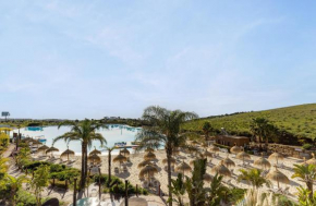 Lagoon suites Casares